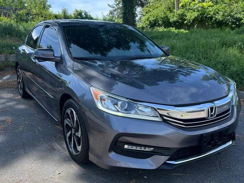 Used 2016 Honda Accord EX-L image 3
