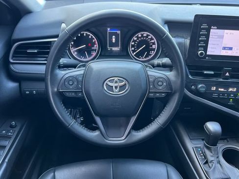 Used 2023 Toyota Camry SE FWD image 15