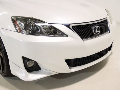Used 2011 Lexus IS 250 image 18