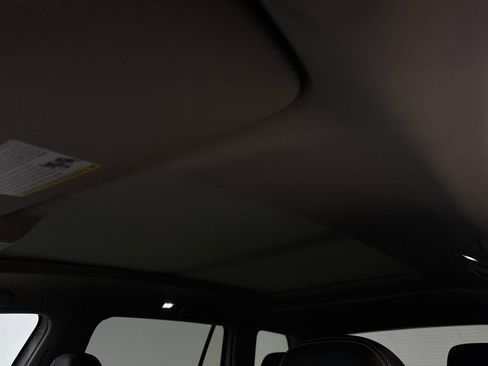 Used 2024 Volkswagen Atlas SE w/ Panoramic Sunroof Package FWD image 73