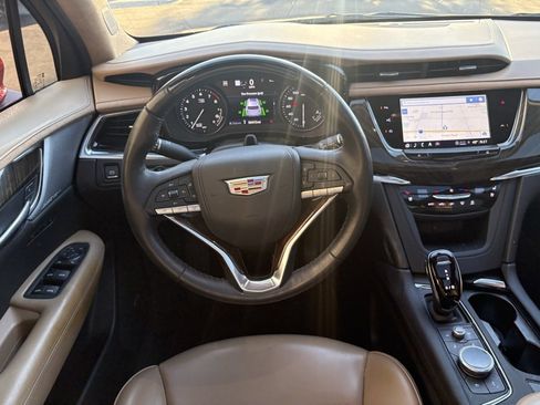 Used 2023 Cadillac XT6 Premium Luxury w/ Platinum Package image 10
