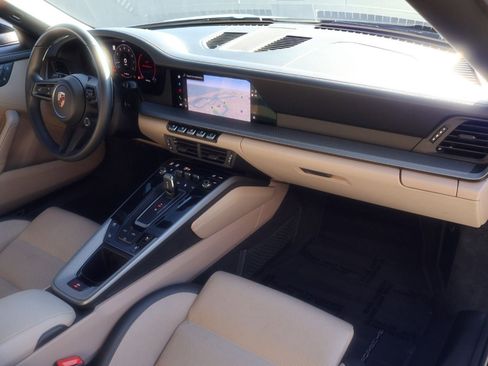 Certified 2025 Porsche 911 Carrera image 25