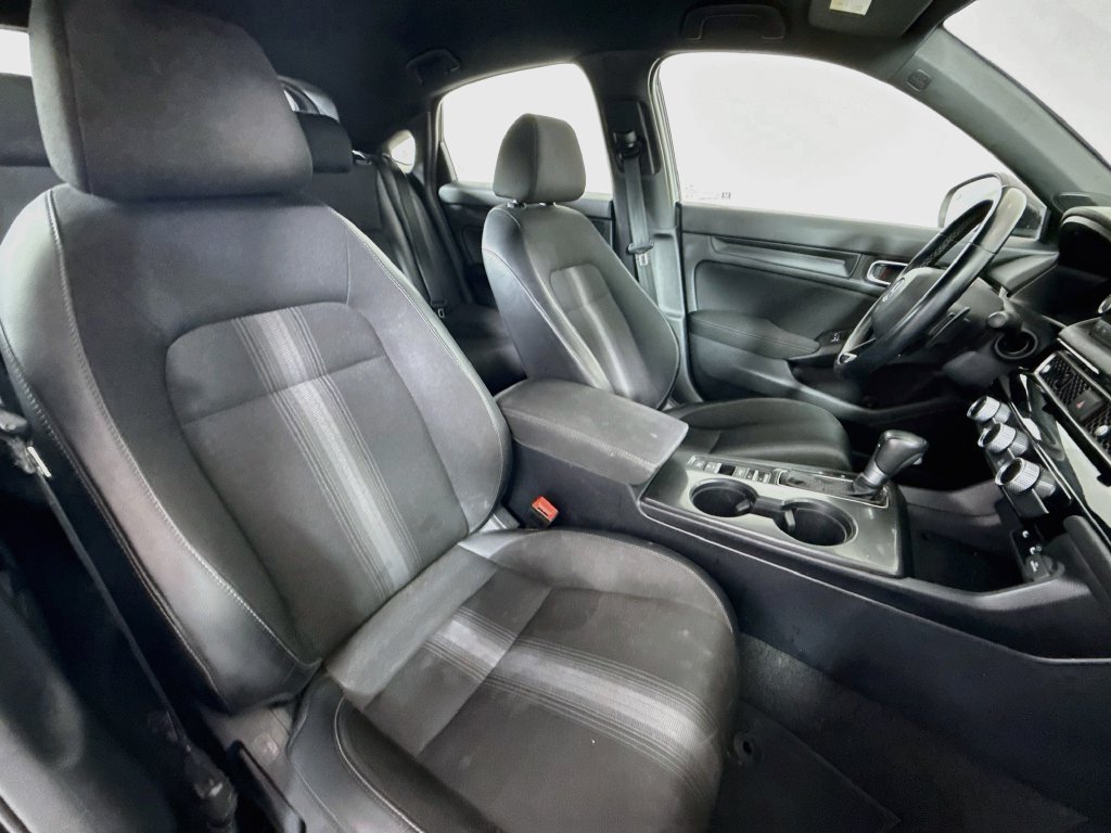 Used 2025 Honda Civic Sport image 25