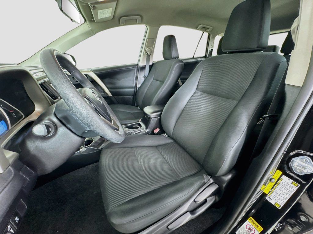 Used 2014 Toyota RAV4 LE FWD image 12