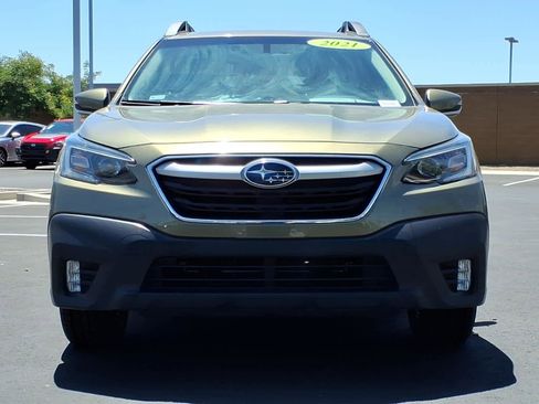 Used 2021 Subaru Outback Premium AWD/4WD image 2