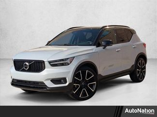 Used 2022 Volvo XC40 T4 R-Design w/ Protection Package Premier video 1