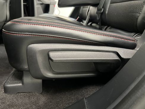 Used 2025 Ford Escape ST-Line AWD/4WD image 14