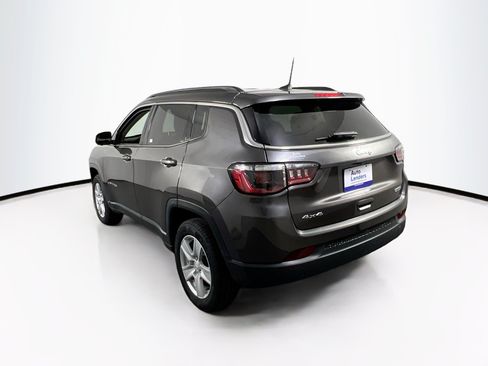 Used 2022 Jeep Compass Latitude w/ Convenience Group AWD/4WD image 7