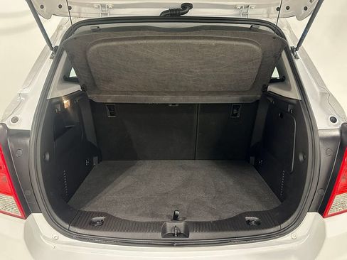 Used 2019 Chevrolet Trax LS FWD image 5