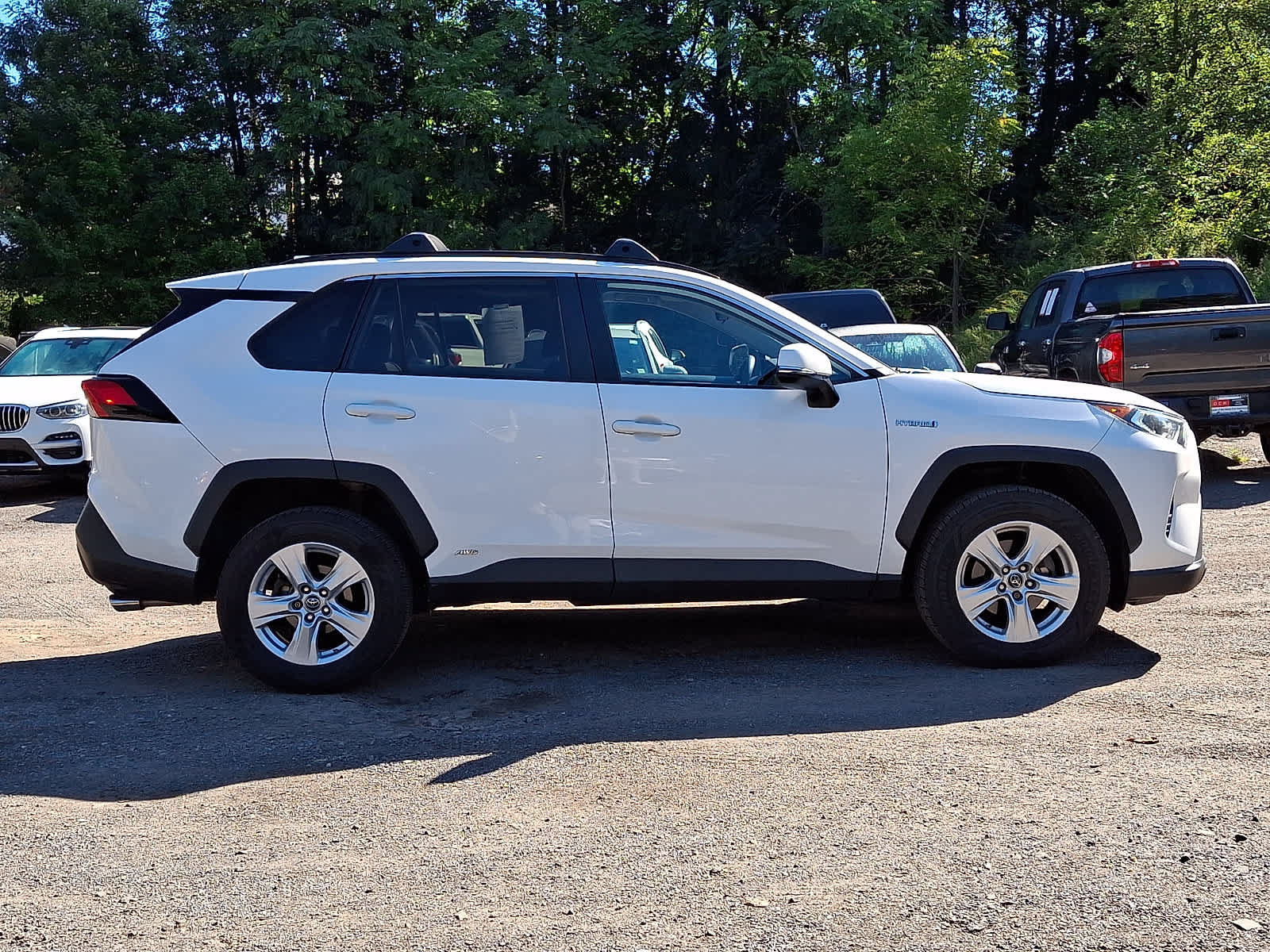 Used 2019 Toyota RAV4 XLE w/ Carpet Mat Package AWD/4WD image 5