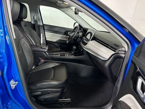 Used 2022 Jeep Compass Limited image 28