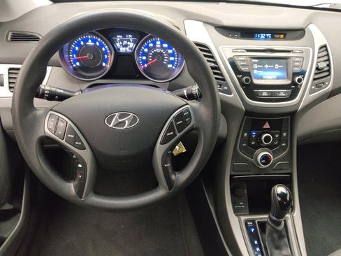 Used 2016 Hyundai Elantra SE w/ Option Group 02 FWD image 22