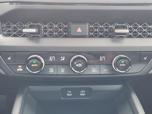 Certified 2024 Honda Accord EX image 19