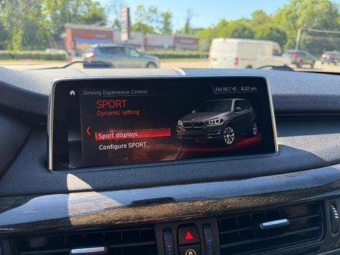 Used 2018 BMW X5 xDrive40e AWD/4WD image 31