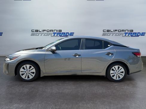 Used 2024 Nissan Sentra S FWD image 8