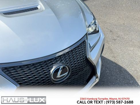 Used 2015 Lexus RC F w/ Premium Package RWD image 9