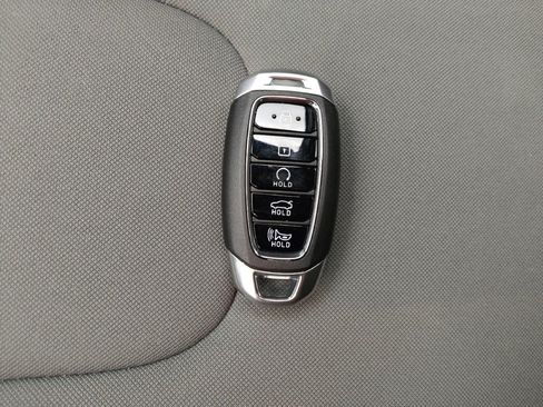 Used 2023 Hyundai Elantra SEL FWD image 32