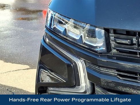 Used 2024 Chevrolet Suburban RST w/ Luxury Package image 13