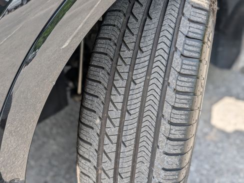 Used 2024 Audi Q3 2.0T Premium Plus w/ Premium Plus Package AWD/4WD image 33