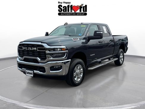 Used 2026 RAM 2500 Big Horn AWD/4WD image 1