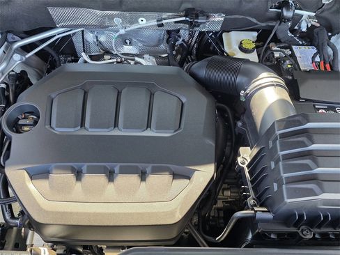 New 2026 Volkswagen Atlas Cross Sport SE image 21