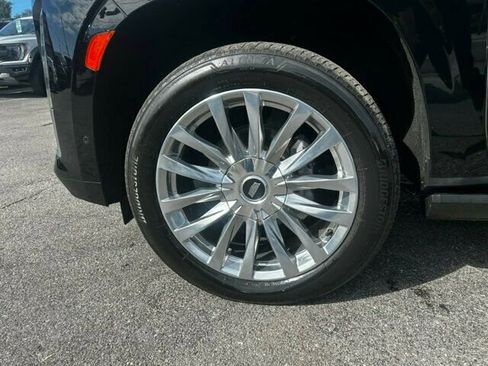 Used 2021 Cadillac Escalade Premium Luxury w/ Driver Assist Tech Package image 36