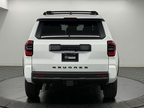 New 2026 Toyota 4Runner SR5 image 8