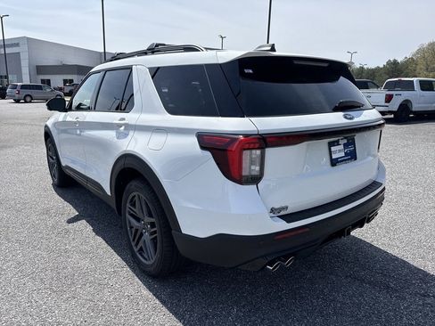 New 2026 Ford Explorer ST image 5