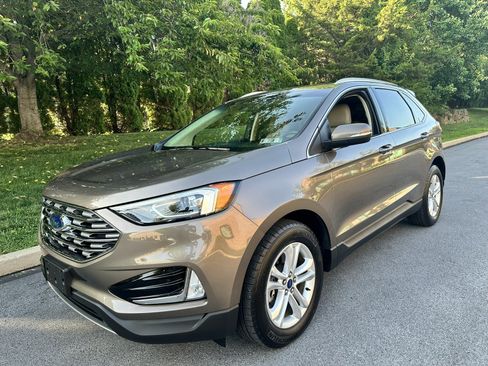 Used 2019 Ford Edge SEL w/ Equipment Group 201A AWD/4WD image 31