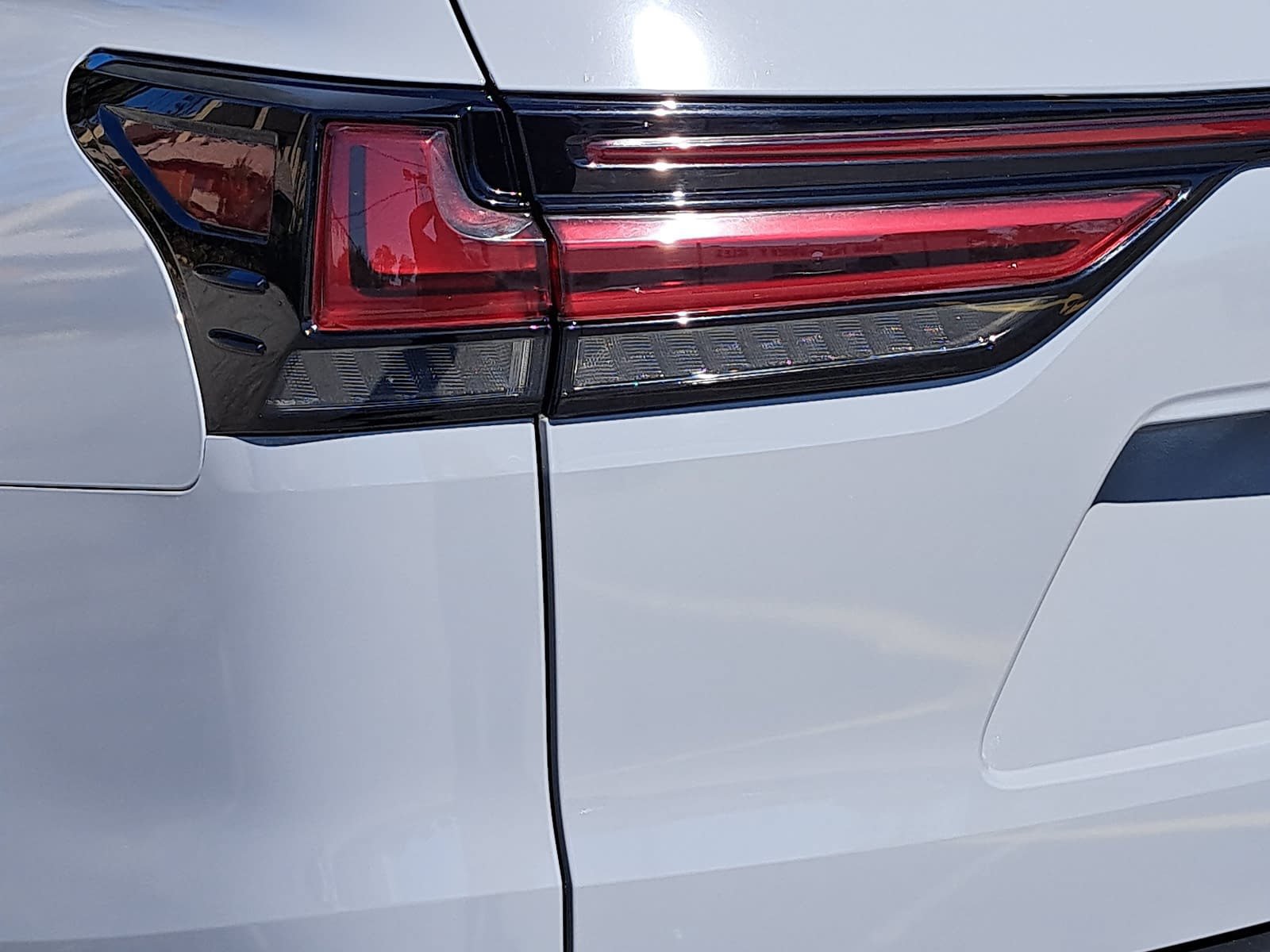 Used 2024 Lexus LX 600 F Sport AWD/4WD image 38
