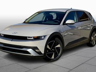 New 2026 Hyundai Ioniq 5 SE video 1