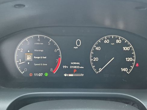Used 2025 Honda HR-V Sport image 13
