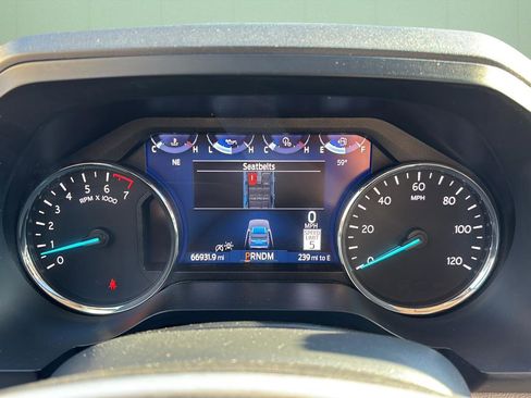 Used 2024 Ford Expedition Limited image 29