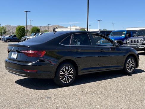 Used 2021 Volkswagen Jetta S w/ Driver Assistance Package image 5