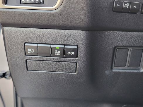 Used 2018 Lexus NX 300 FWD image 22