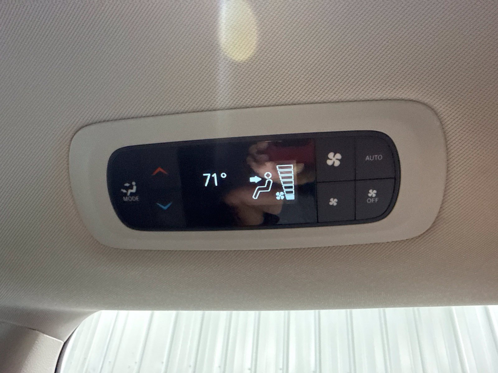 Used 2022 Chrysler Pacifica Touring-L AWD/4WD image 18