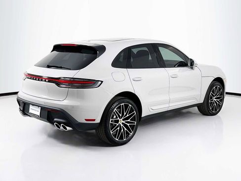 New 2026 Porsche Macan image 9