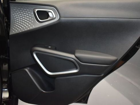 Certified 2020 Kia Soul LX FWD image 14
