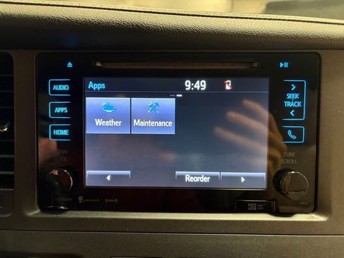 Used 2016 Toyota Sienna XLE Premium image 22