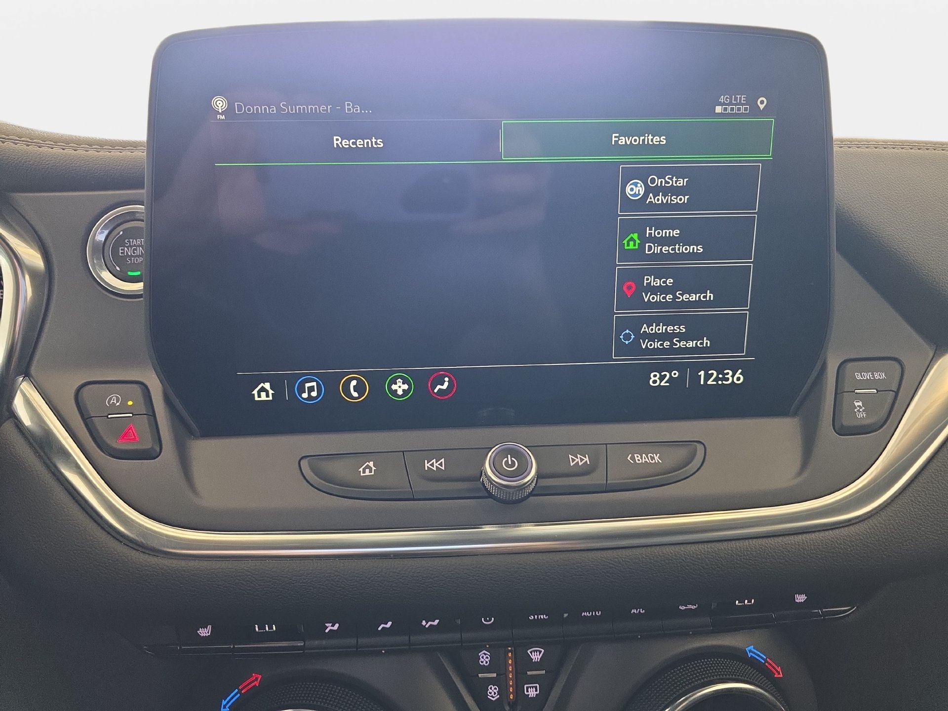 Used 2025 Chevrolet Blazer LT FWD image 21