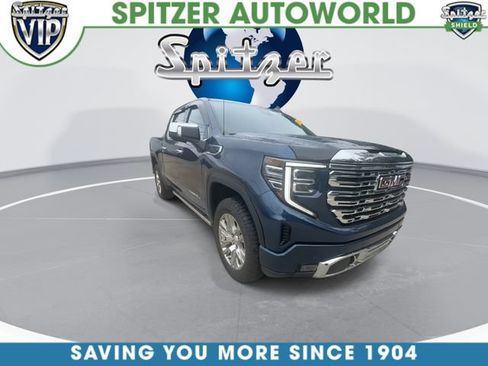 Used 2022 GMC Sierra 1500 Denali w/ Technology Package AWD/4WD image 2