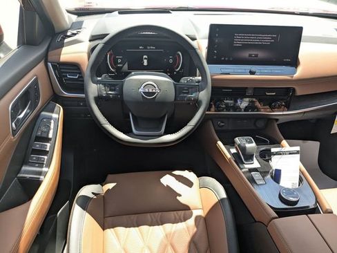 New 2026 Nissan Rogue Platinum w/ Platinum Premium Package AWD/4WD image 28