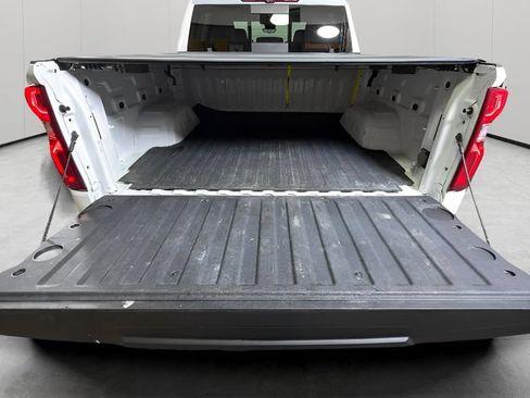 Used 2024 Chevrolet Silverado 1500 LTZ w/ Technology Package AWD/4WD image 29