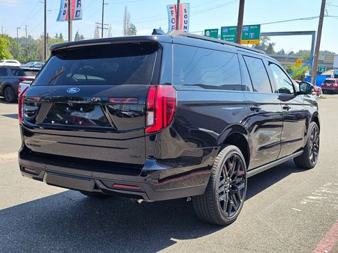 New 2026 Ford Expedition Max Platinum w/ Stealth Performance Package AWD/4WD image 5