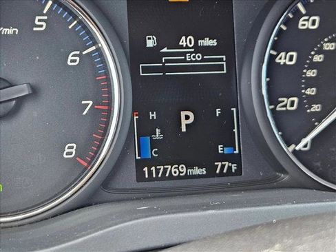 Used 2018 Mitsubishi Outlander SEL image 7