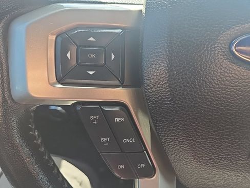 Used 2021 Ford F350 Lariat w/ Lariat Value Package AWD/4WD image 14