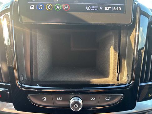 Certified 2023 Chevrolet Traverse LT w/ LT Premium Package AWD/4WD image 42