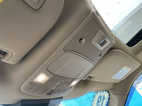 Used 2019 Ford F150 Lariat w/ Equipment Group 502A Luxury image 16