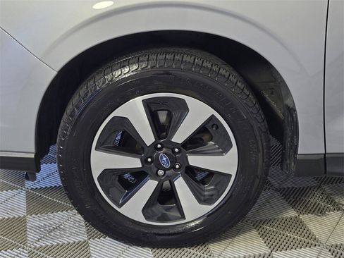 Used 2018 Subaru Forester 2.5i w/ Alloy Wheel Package image 5