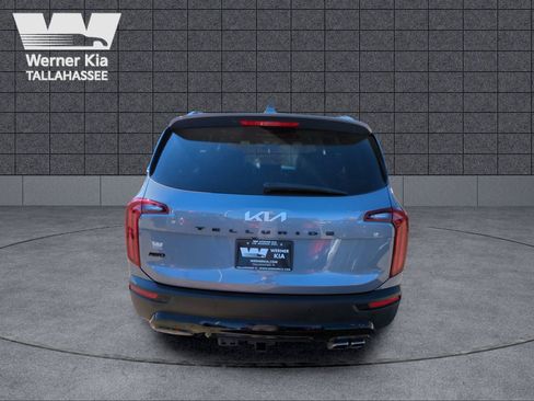 Certified 2022 Kia Telluride SX w/ SX Prestige Package image 6